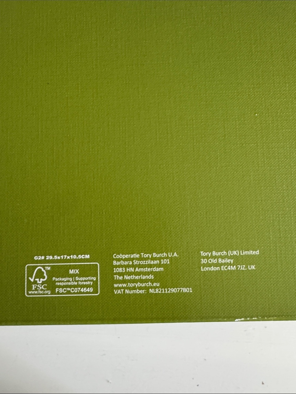 Tory Burch Lime Green Shoe Box with Gold Logo - Picture 4 of 10